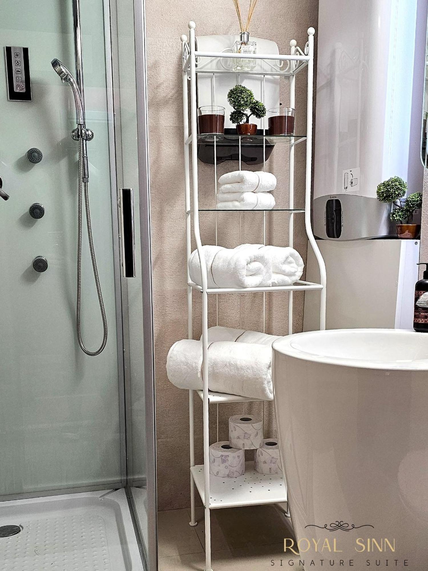 Royal Sinn Signature Suite Bukares Bagian luar foto